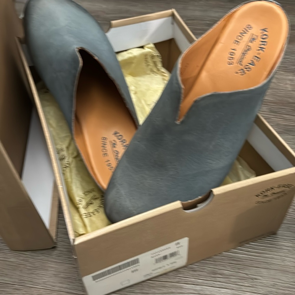 Kork ease mules cornflower blue - never worn in box
